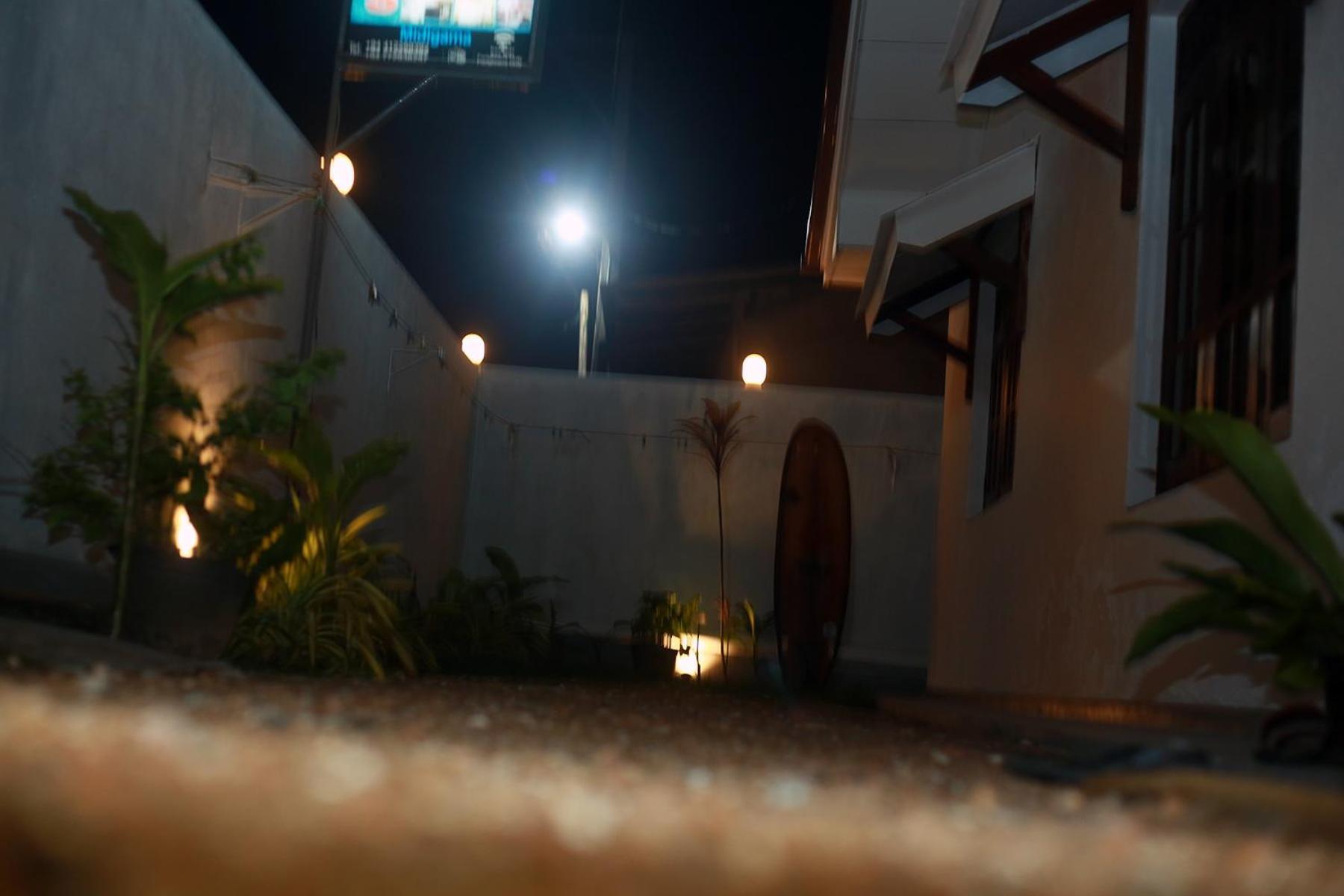 Shehara Sun Surf Lodge ミディガマ・イースト エクステリア 写真