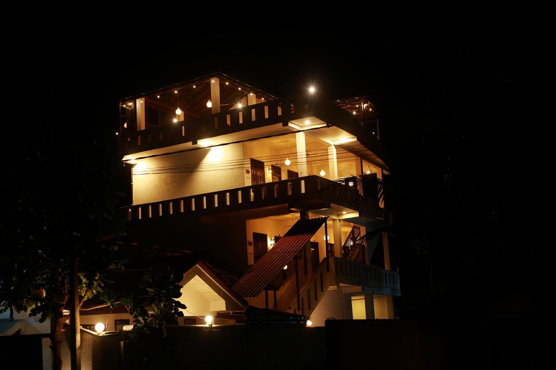 Shehara Sun Surf Lodge ミディガマ・イースト エクステリア 写真